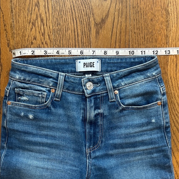 NWOT Paige Cindy Crop Jeans in Rock Show Distressed size 24 - Picture 6 of 11